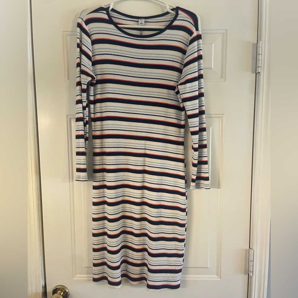 Old Navy - Striped Long Sleeve Midi Dress in White with Navy & Red